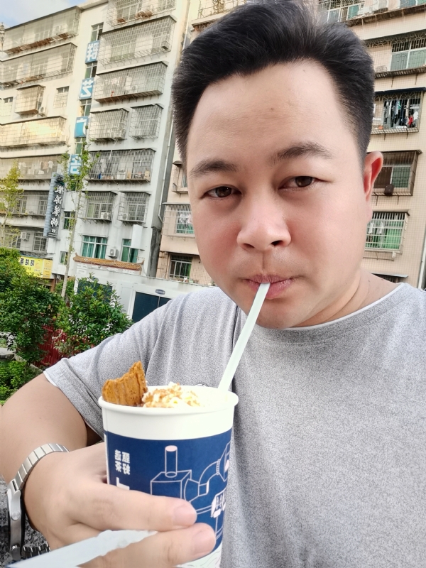 K金o的第一张照片--怀化残疾人相亲网